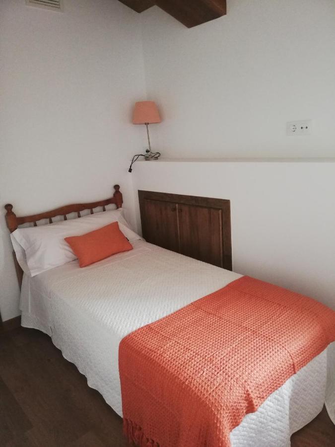 Casa Rural El Enebro 4 Estrellas Navamorcuende Exteriér fotografie